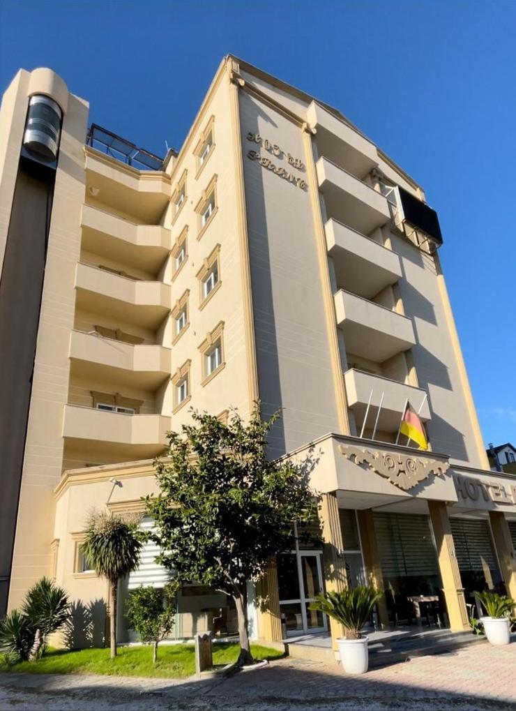 Hotel Princ Golem  Extérieur photo