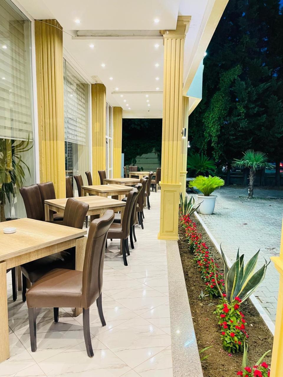 Hotel Princ Golem  Extérieur photo